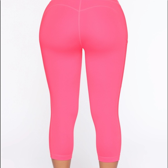 Fashion nova Capri leggings - Picture 2 of 3